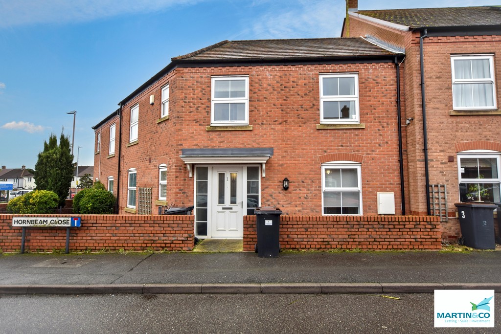 3 bed Mews for rent in Warwickshire. From Martin & Co - Hinckley