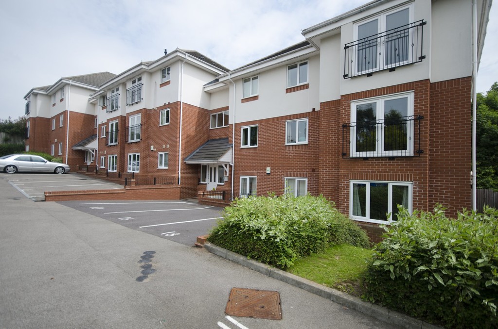 2 bed 1st Floor Flat for rent in Leicestershire. From Martin & Co - Hinckley
