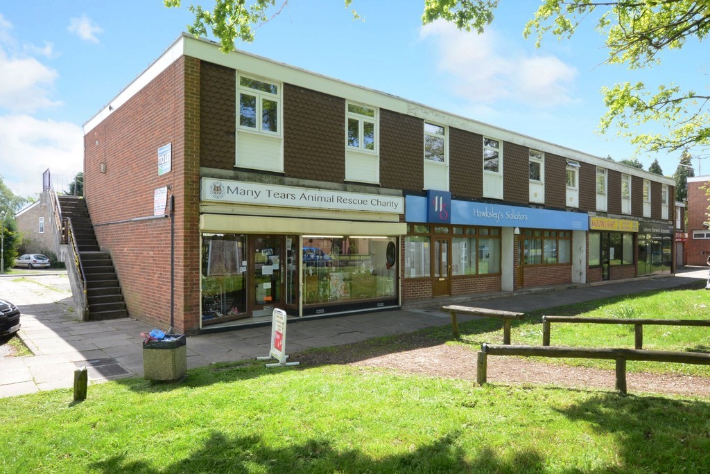 2 bed Apartment for rent in Surrey. From Martin & Co - Camberley