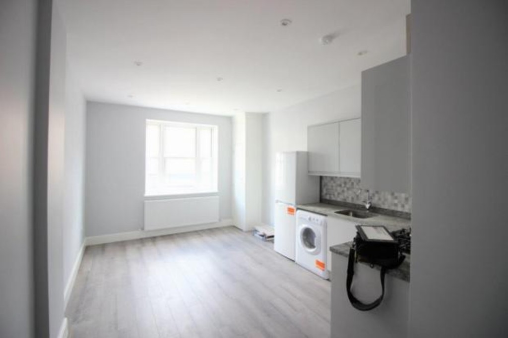 1 bed Apartment for rent in Surrey. From Martin & Co - Camberley 1 bed Apartment for rent in Surrey. From Martin & Co - Camberley