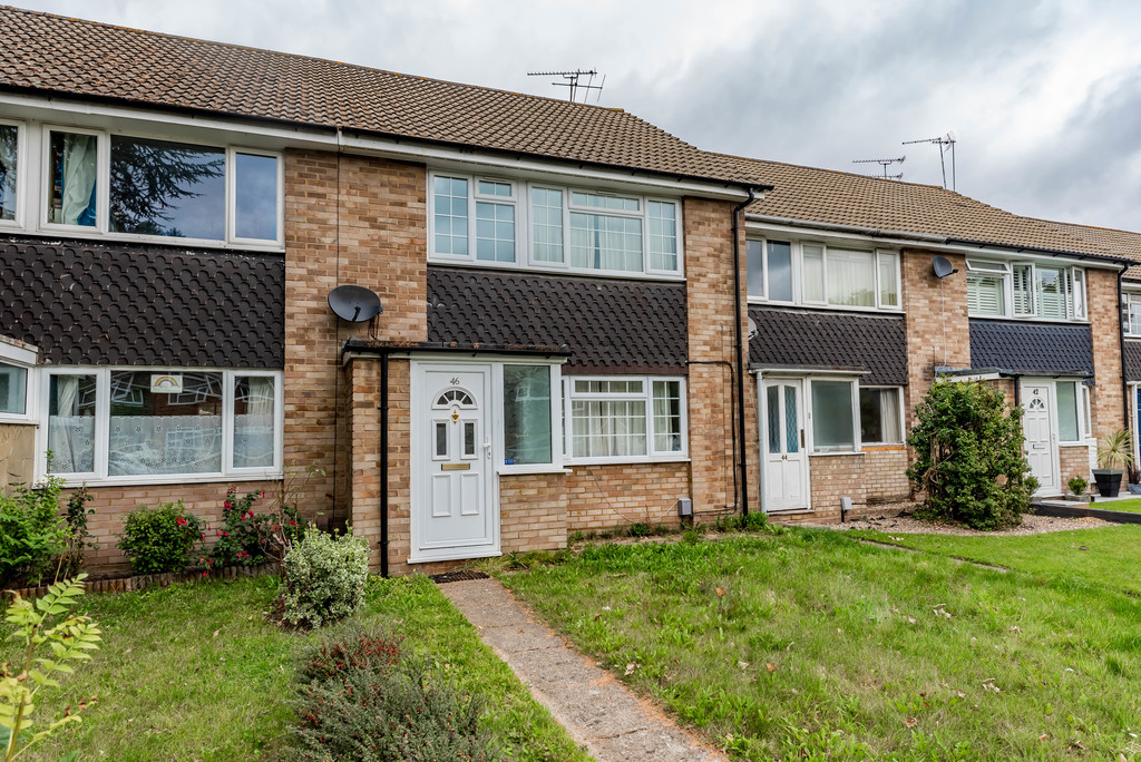 3 bed Mid Terraced House for rent in Frimley. From Martin & Co - Camberley