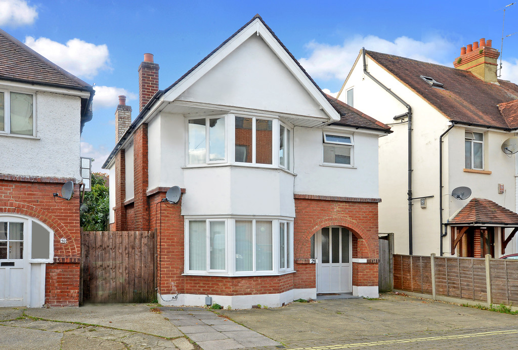 4 bed Detached for rent in Surrey. From Martin & Co - Camberley