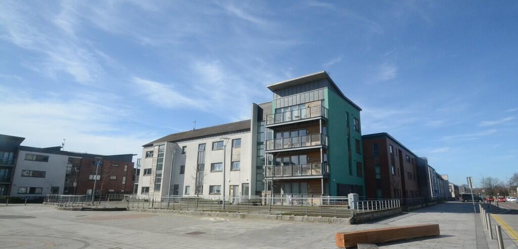 2 bed Apartment for rent in Stirling. From Martin & Co - Stirling