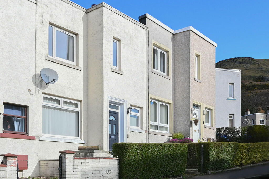 2 bed Mid Terraced House for rent in Alva. From Martin & Co - Stirling