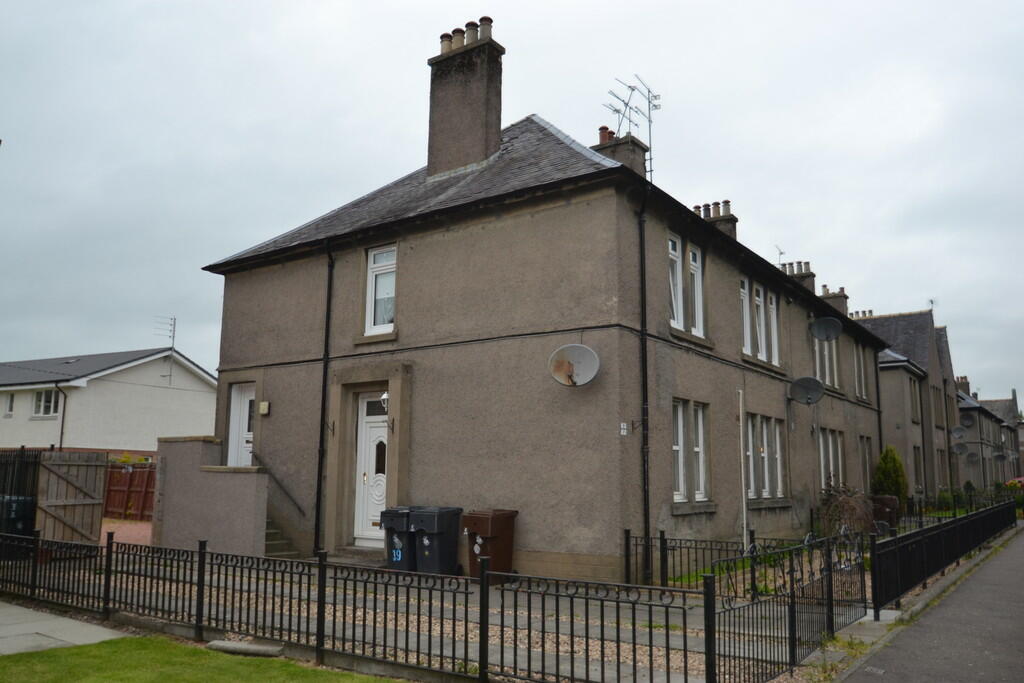 2 bed House (unspecified) for rent in Stirling. From Martin & Co - Stirling