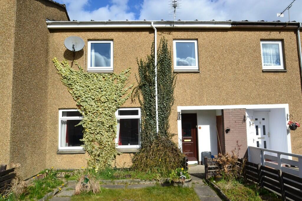 3 bed Mid Terraced House for rent in Cambuskenneth. From Martin & Co - Stirling