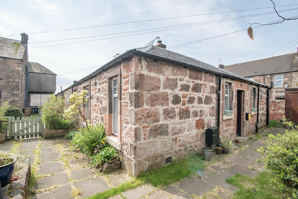 2 bed Semi-detached bungalow for rent in Alva. From Martin & Co - Stirling