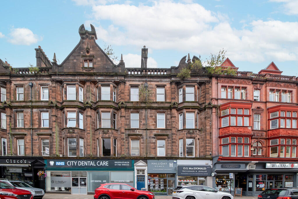 3 bed 1st Floor Flat for rent in Stirling. From Martin & Co - Stirling