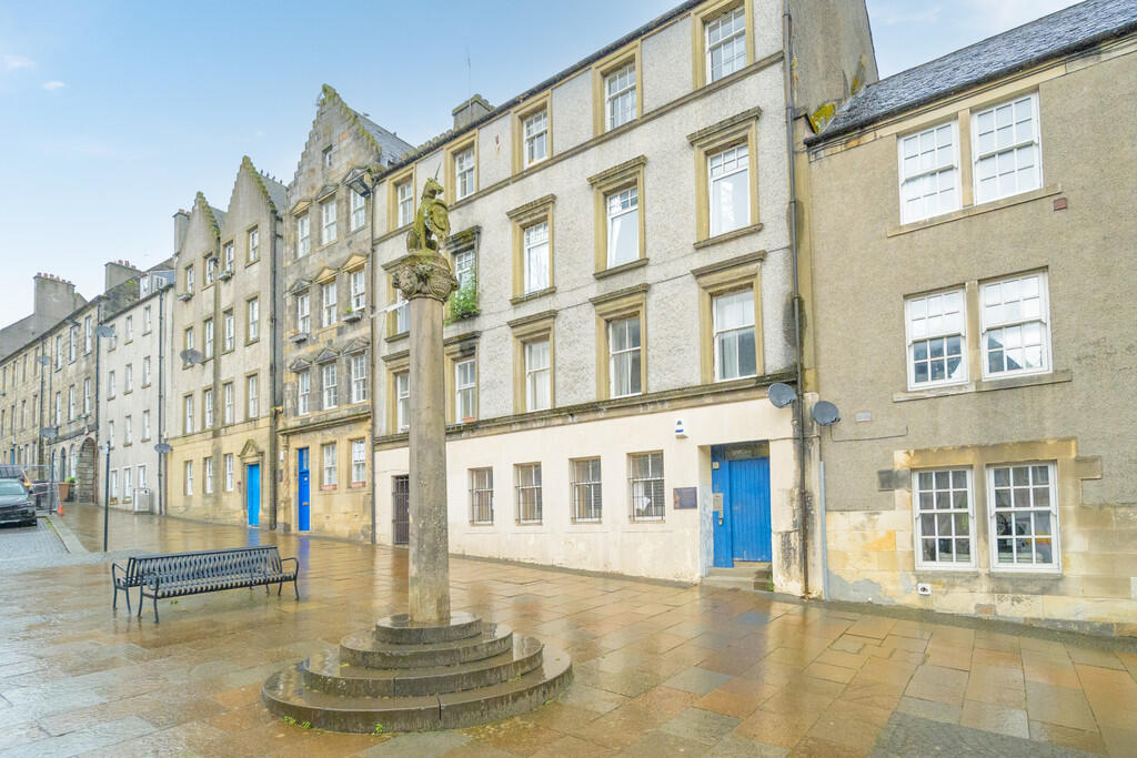 2 bed 1st Floor Flat for rent in Stirling. From Martin & Co - Stirling 2 bed 1st Floor Flat for rent in Stirling. From Martin & Co - Stirling