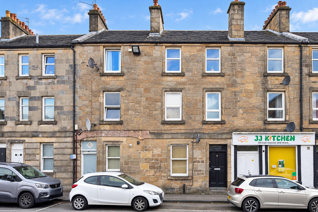 1 bed 1st Floor Flat for rent in Stirling. From Martin & Co - Stirling