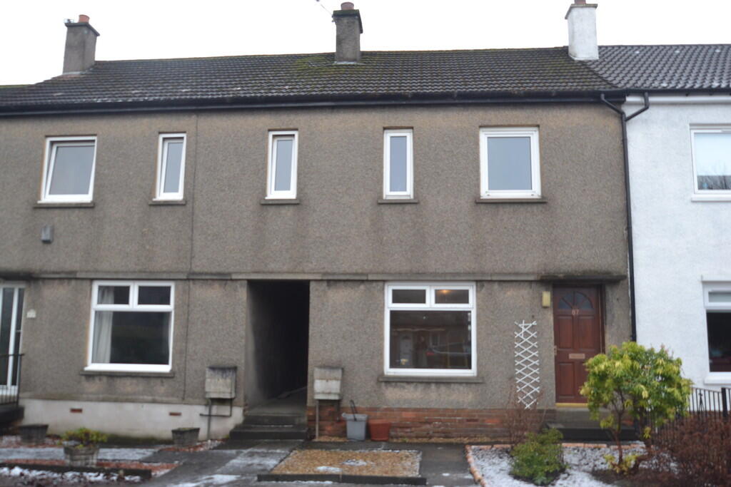 2 bed Mid Terraced House for rent in Alloa. From Martin & Co - Stirling