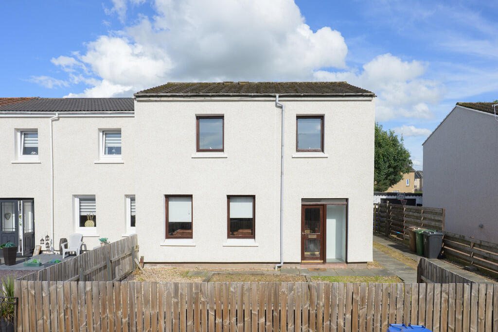 3 bed Semi Detached for rent in Cambuskenneth. From Martin & Co - Stirling 3 bed Semi Detached for rent in Cambuskenneth. From Martin & Co - Stirling
