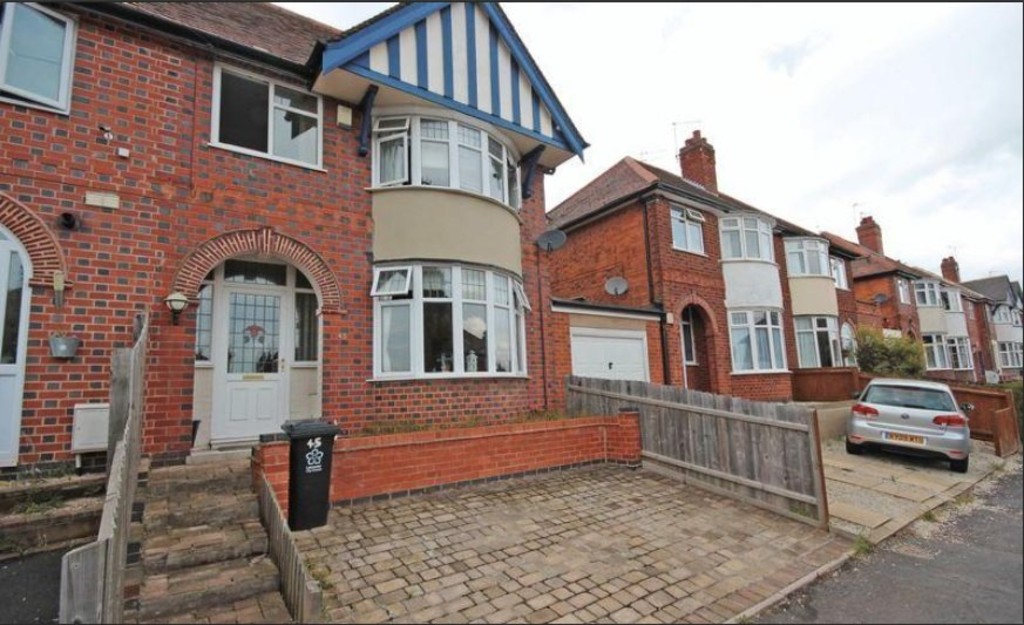 3 bed Semi-Detached House for rent in Leicestershire . From Martin & Co - Leicester West
