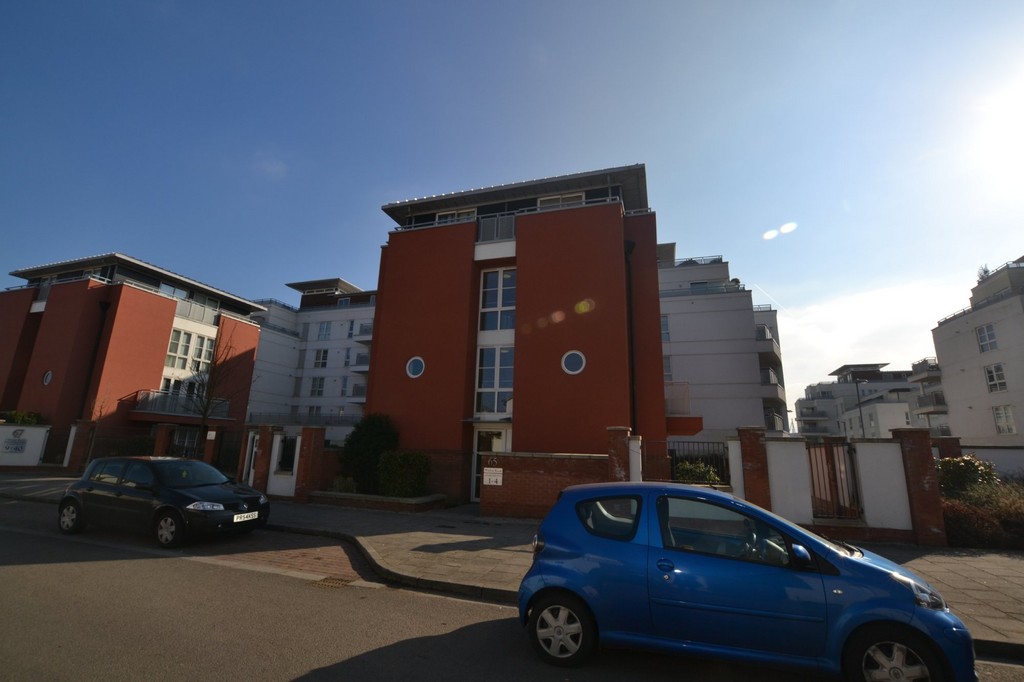 2 bed Flat for rent in Leicestershire. From Martin & Co - Leicester West