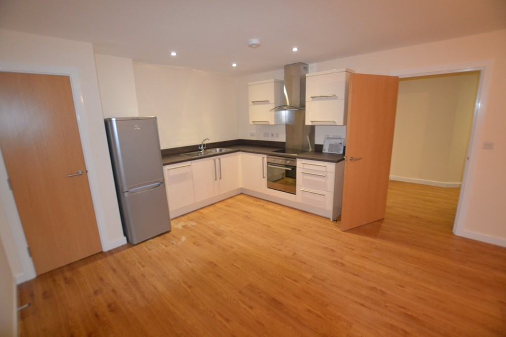 2 bed Apartment for rent in Leicestershire. From Martin & Co - Leicester West