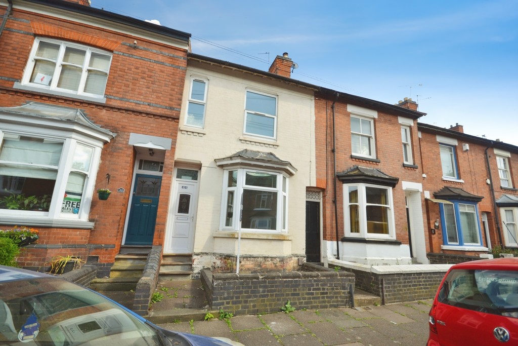 3 bed Mid Terraced House for rent in Leicester Forest East. From Martin & Co - Leicester West