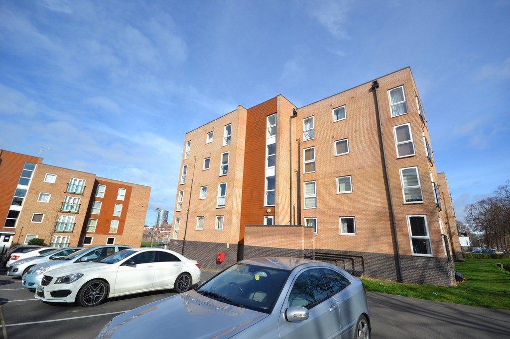 2 bed Apartment for rent in Stoughton. From Martin & Co - Leicester West 2 bed Apartment for rent in Stoughton. From Martin & Co - Leicester West