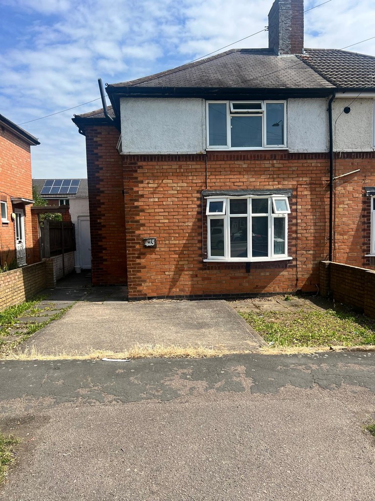 3 bed Semi Detached for rent in Leicestershire. From Martin & Co - Leicester West