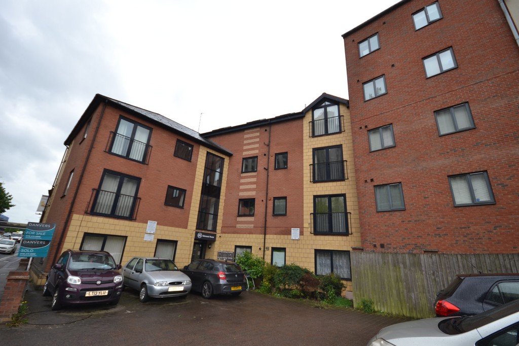 1 bed 1st Floor Flat for rent in Leicestershire. From Martin & Co - Leicester West 1 bed 1st Floor Flat for rent in Leicestershire. From Martin & Co - Leicester West