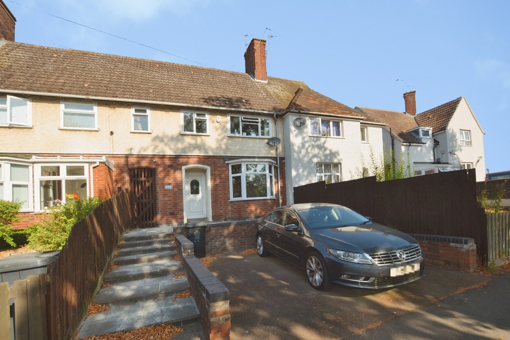 3 bed Semi Detached for rent in Leicestershire. From Martin & Co - Leicester West