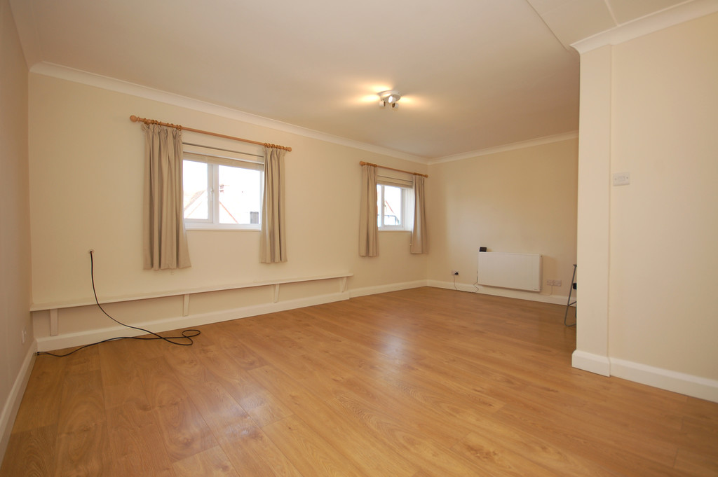 2 bed Flat for rent in Lewes . From Martin & Co - Uckfield