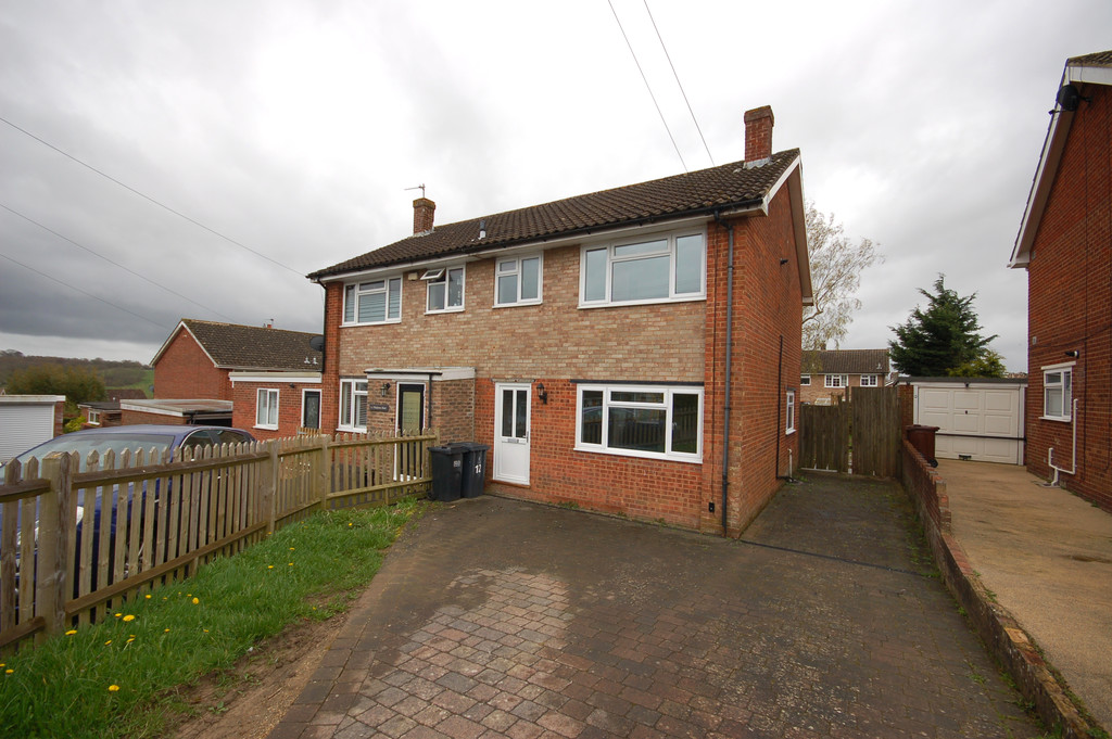 3 bed Semi Detached for rent in East Sussex. From Martin & Co - Uckfield