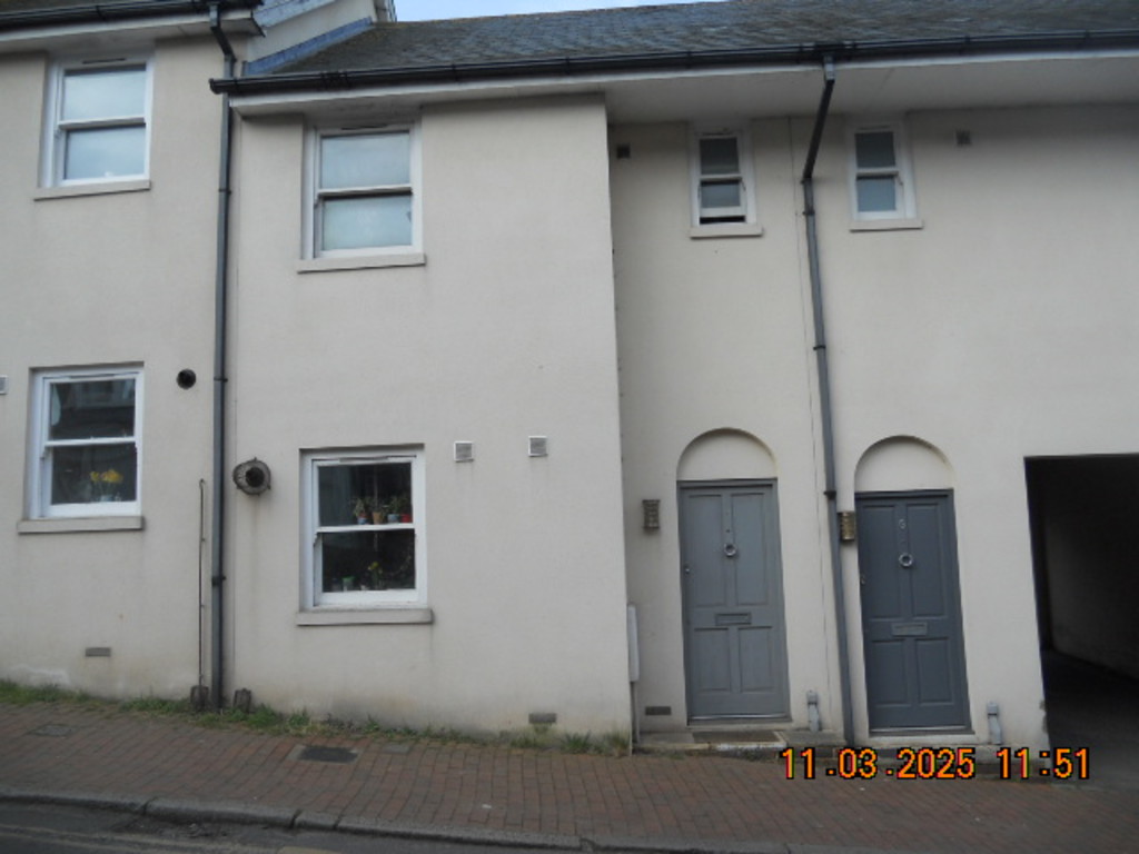 3 bed Town House for rent in Lewes. From Martin & Co - Uckfield 3 bed Town House for rent in Lewes. From Martin & Co - Uckfield