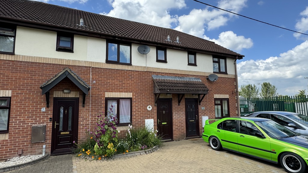 3 bed Mid Terraced House for rent in Wiltshire. From Martin & Co - Westbury