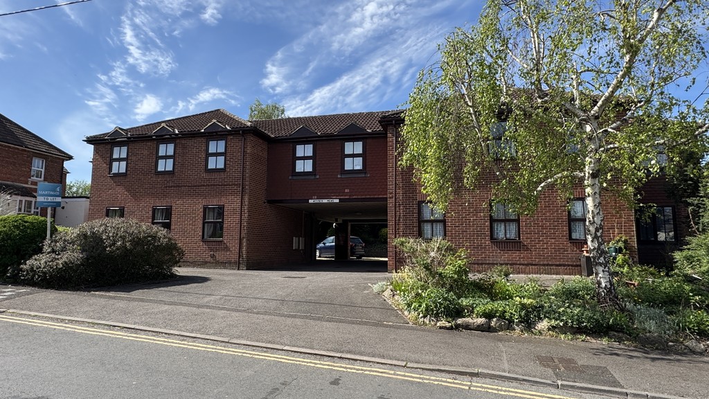 1 bed Ground Floor Flat for rent in Trowbridge. From Martin & Co - Westbury