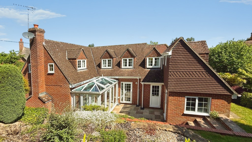 3 bed Detached for rent in Bratton. From Martin & Co - Westbury