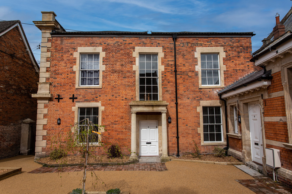 1 bed Ground Floor Flat for rent in Trowbridge. From Martin & Co - Westbury
