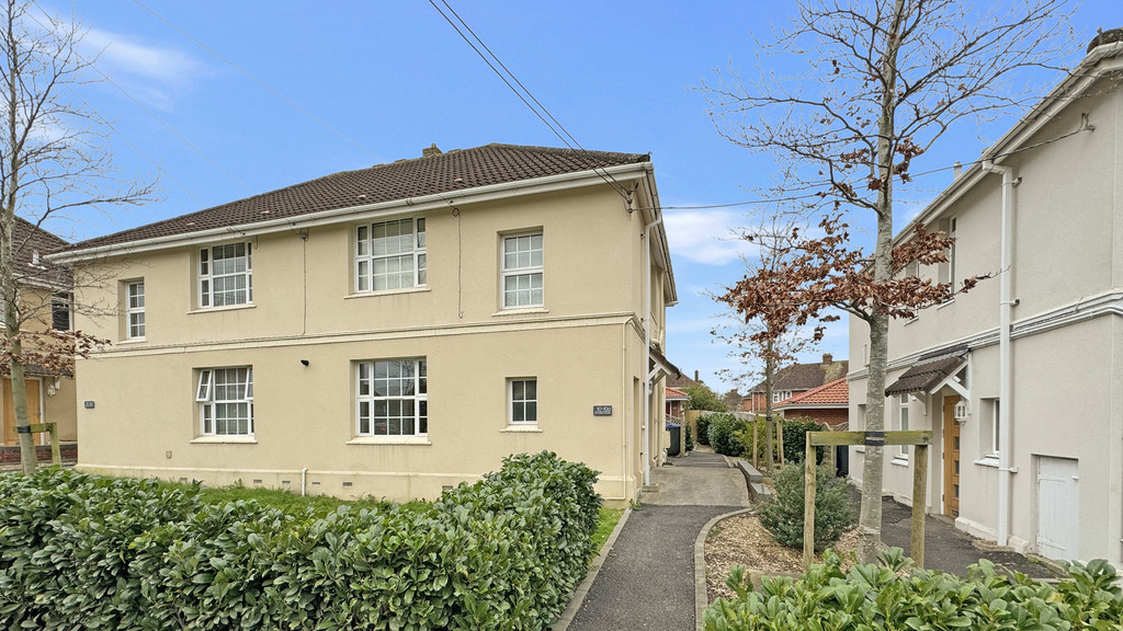 1 bed Apartment for rent in Wiltshire. From Martin & Co - Westbury