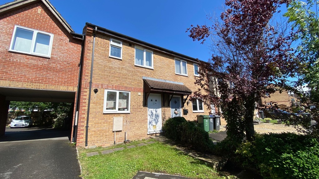 2 bed Mid Terraced House for rent in Wiltshire. From Martin & Co - Westbury