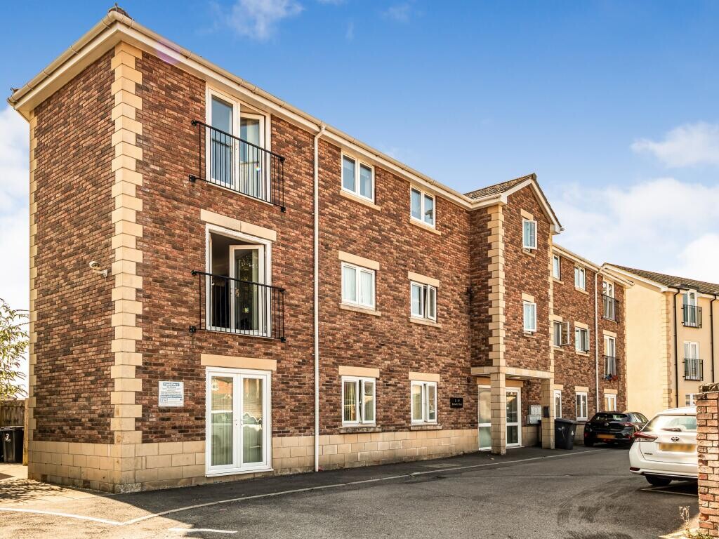 2 bed Apartment for rent in Wiltshire. From Martin & Co - Westbury