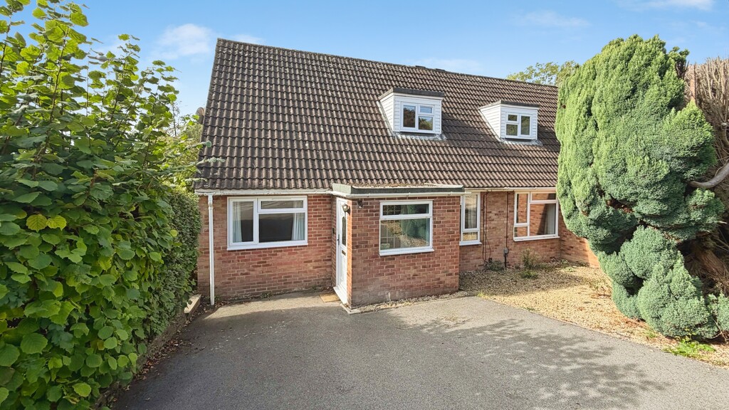 3 bed Semi Detached for rent in Warminster. From Martin & Co - Westbury 3 bed Semi Detached for rent in Warminster. From Martin & Co - Westbury