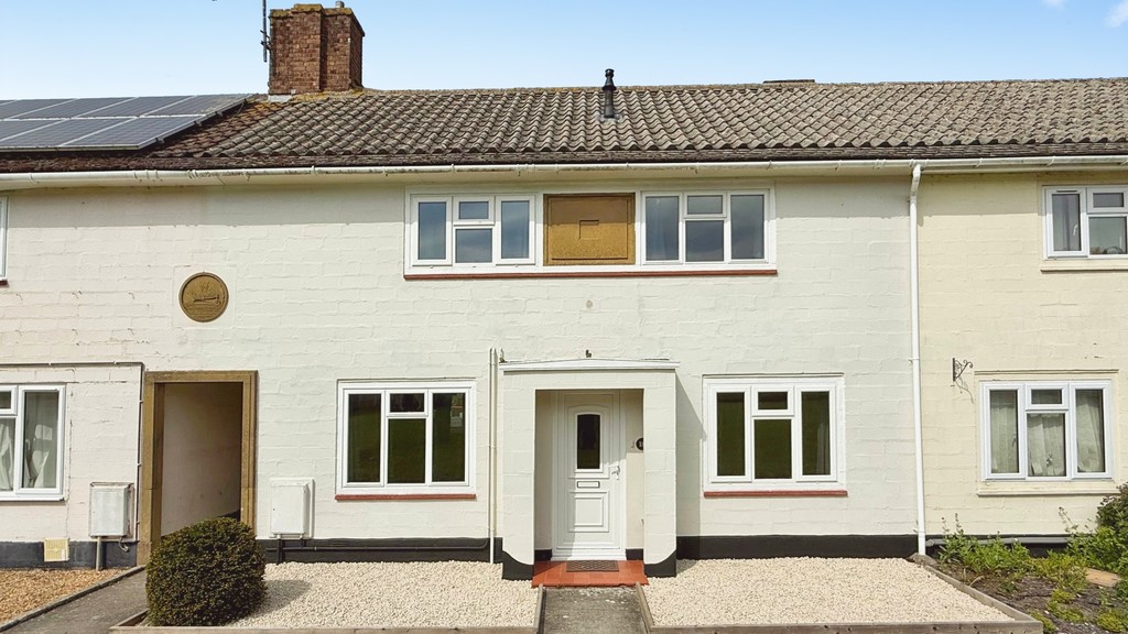 3 bed Mid Terraced House for rent in Wiltshire. From Martin & Co - Westbury