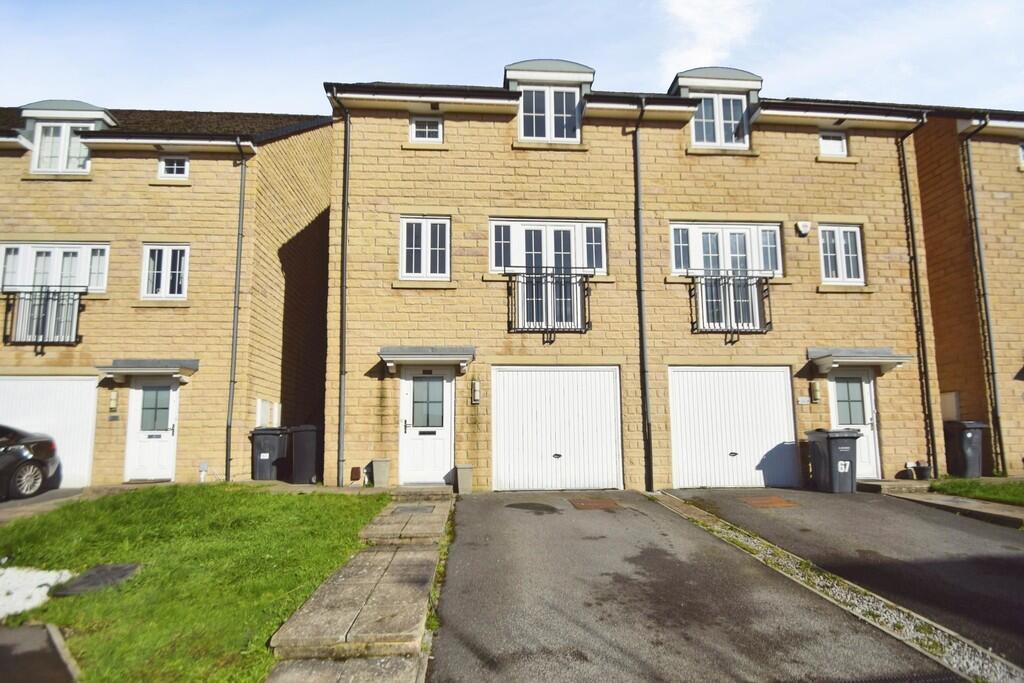 3 bed Town House for rent in Keighley. From Martin & Co - Keighley 3 bed Town House for rent in Keighley. From Martin & Co - Keighley