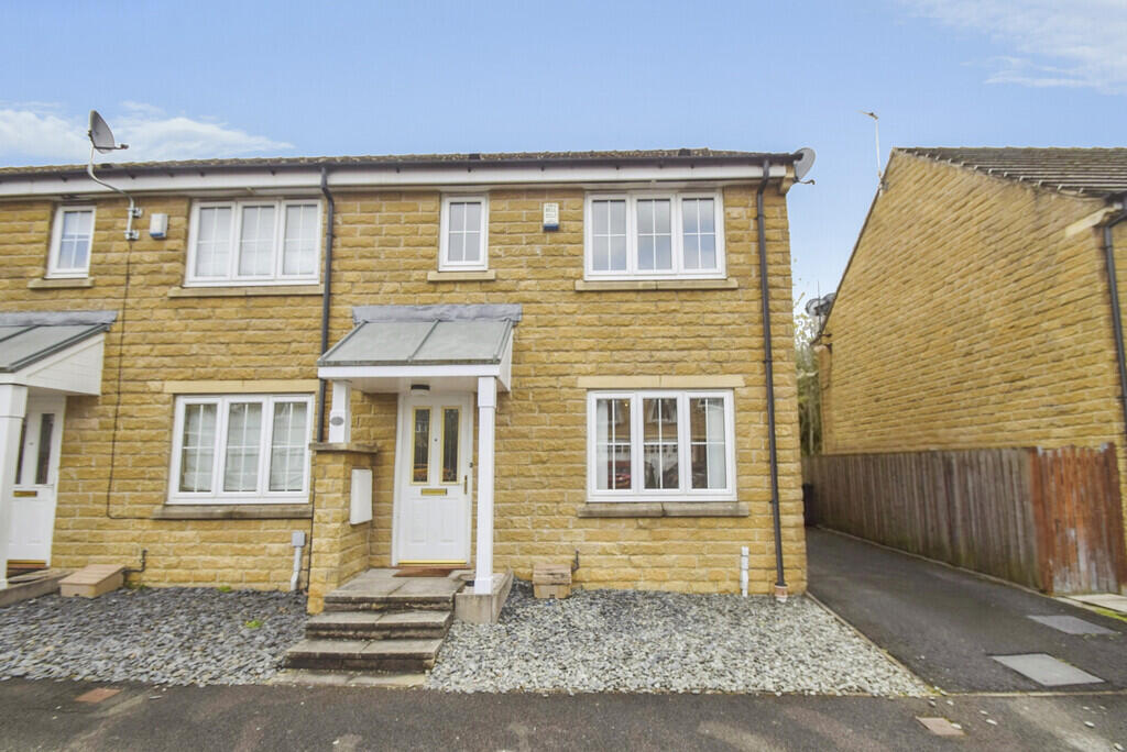 3 bed End of Terrace for rent in Lee Lane. From Martin & Co - Keighley 3 bed End of Terrace for rent in Lee Lane. From Martin & Co - Keighley