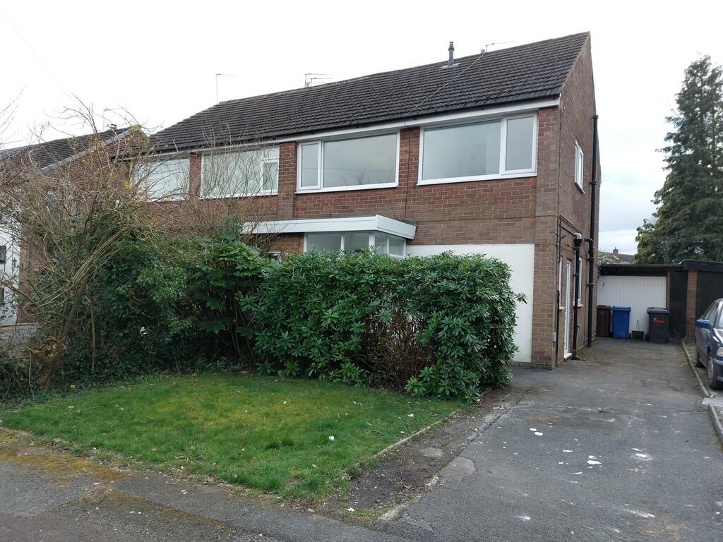 3 bed Semi-Detached House for rent in Whitefield. From Martin & Co - Manchester Prestwich