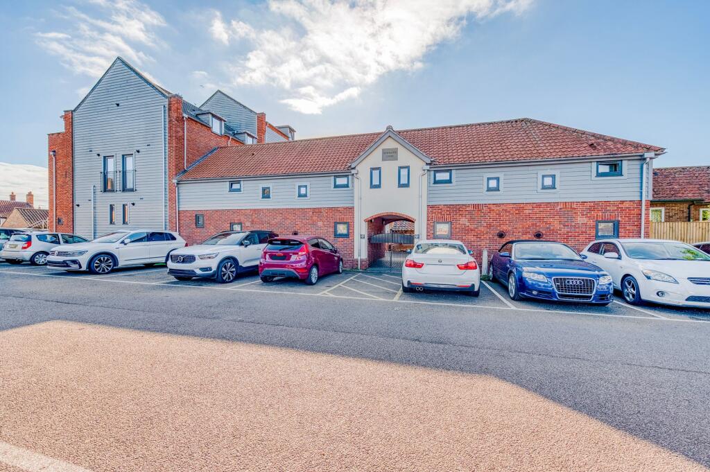 1 bed 1st Floor Flat for rent in Fakenham. From Minors & Brady - Wroxham