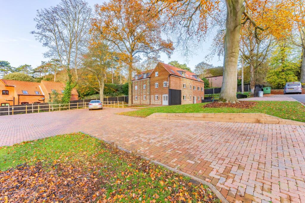 2 bed 1st Floor Flat for rent in . From Minors & Brady - Wroxham 2 bed 1st Floor Flat for rent in . From Minors & Brady - Wroxham