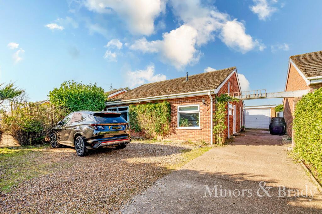 3 bed Detached bungalow for rent in Hoveton. From Minors & Brady - Wroxham 3 bed Detached bungalow for rent in Hoveton. From Minors & Brady - Wroxham