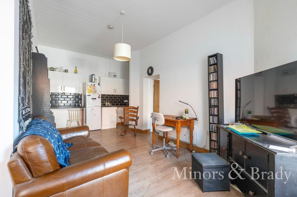 2 bed 1st Floor Flat for rent in . From Minors & Brady - Wroxham