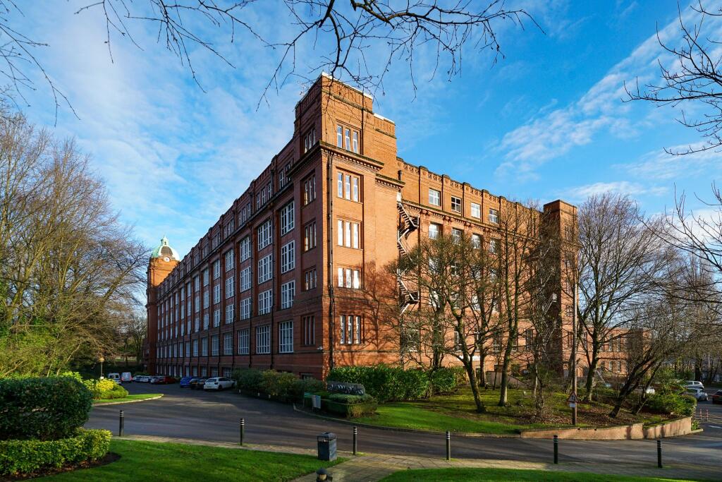 2 bed Apartment for rent in Horrocks Fold. From William Thomas Estate Agency - Bolton