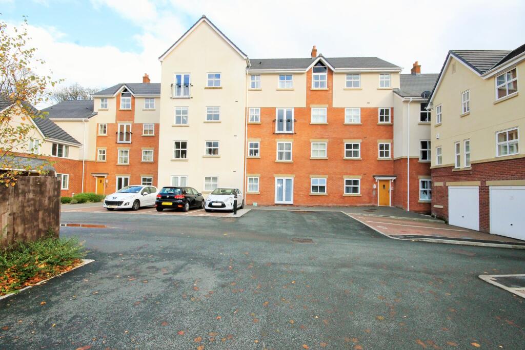 2 bed Apartment for rent in Chapeltown. From William Thomas Estate Agency - Bolton 2 bed Apartment for rent in Chapeltown. From William Thomas Estate Agency - Bolton