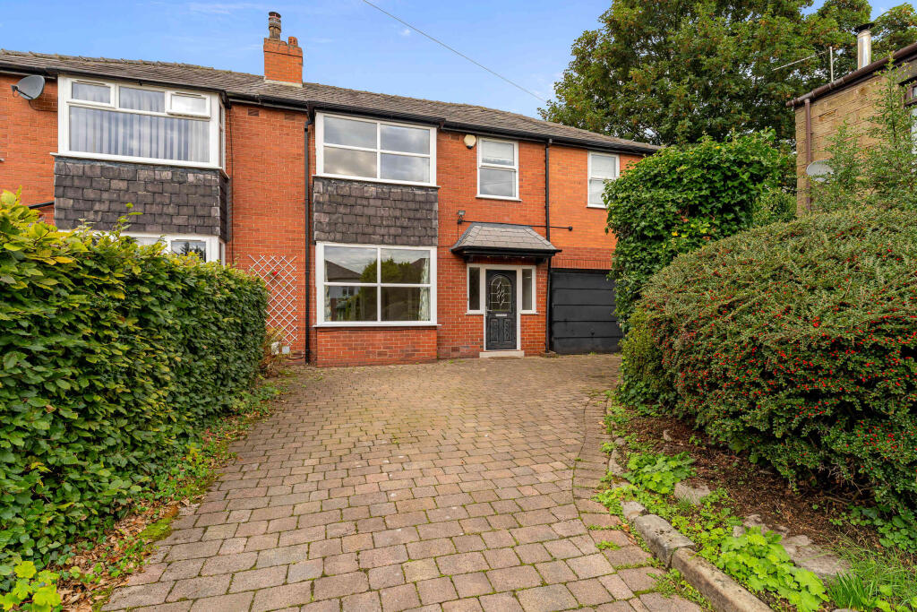 4 bed Semi Detached for rent in Horrocks Fold. From William Thomas Estate Agency - Bolton 4 bed Semi Detached for rent in Horrocks Fold. From William Thomas Estate Agency - Bolton
