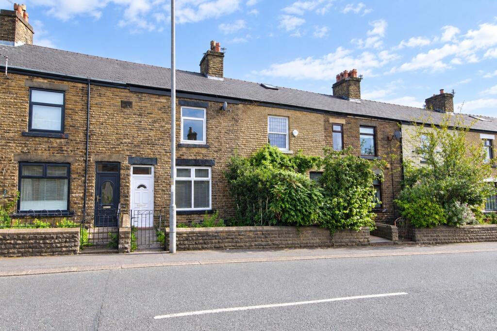 3 bed Mid Terraced House for rent in Chapeltown. From William Thomas Estate Agency - Bolton 3 bed Mid Terraced House for rent in Chapeltown. From William Thomas Estate Agency - Bolton