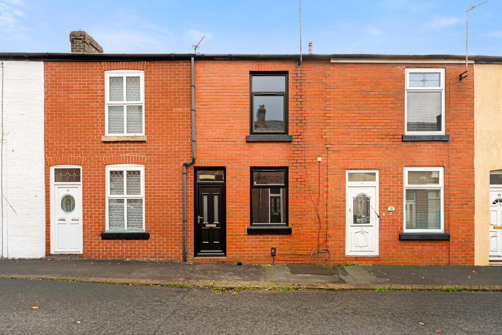 2 bed Mid Terraced House for rent in Chapeltown. From William Thomas Estate Agency - Bolton