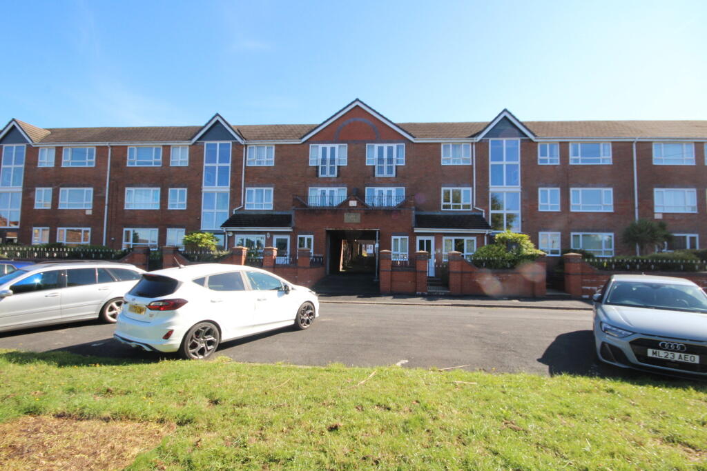 2 bed Apartment for rent in Chapeltown. From William Thomas Estate Agency - Bolton 2 bed Apartment for rent in Chapeltown. From William Thomas Estate Agency - Bolton