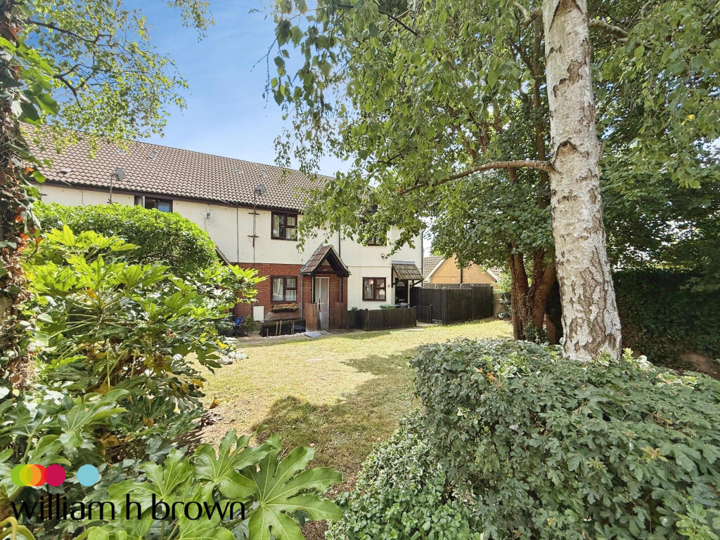1 bed Detached for rent in Aveley. From William H Brown - Grays